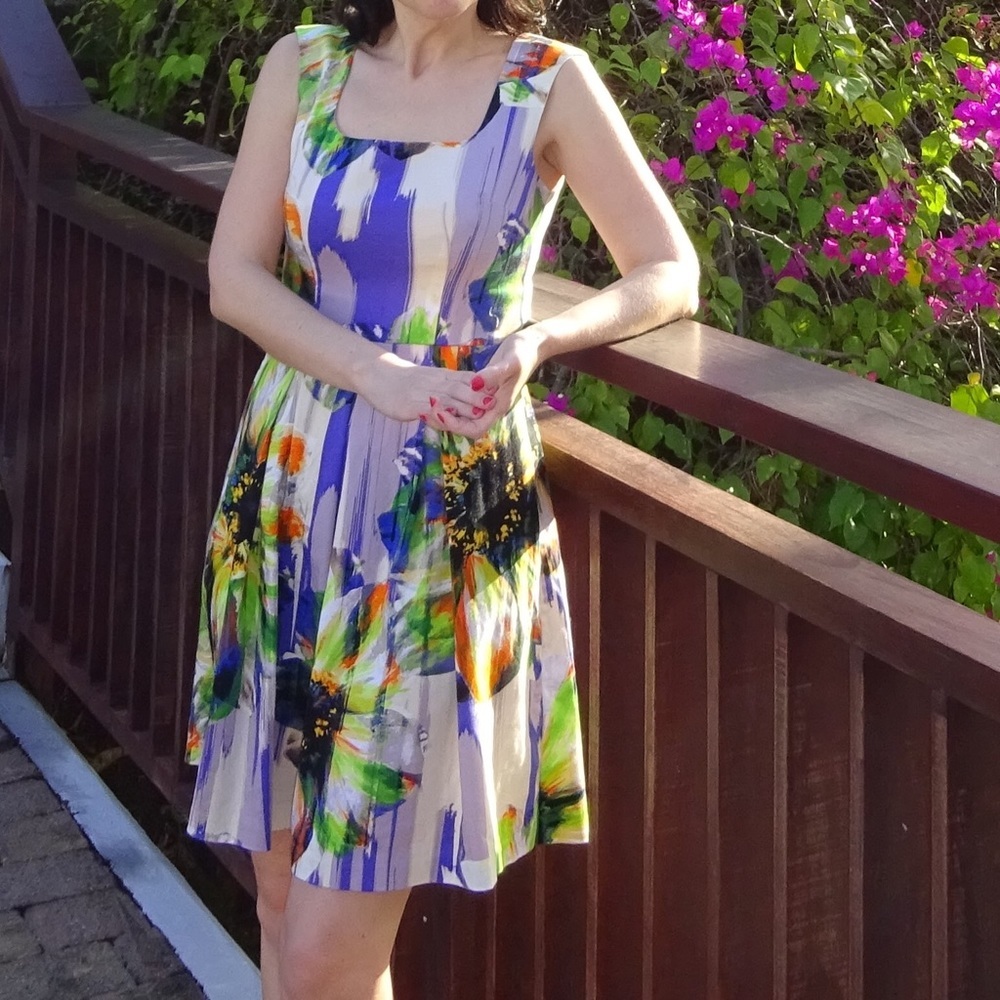 London Times Beautiful dress, size 4.